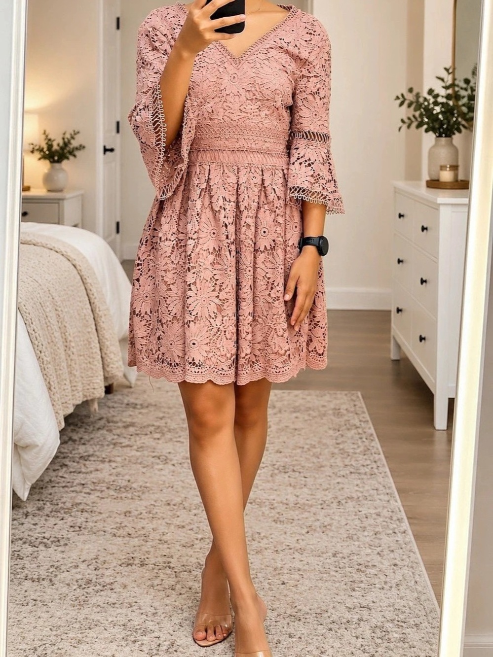 Dress the Population Floral Lace Mini Dress in Pink Size Small NWT